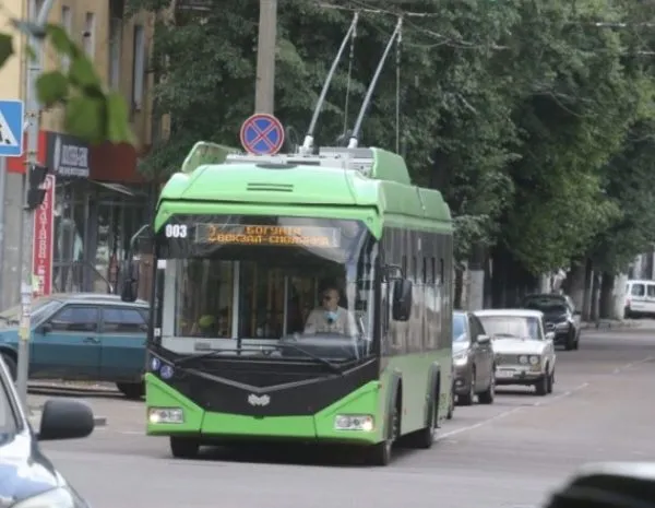 У Житомирі відновили рух чотирьох тролейбусних маршрутів: ремонт на Великій Бердичівській завершено