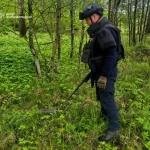 Під час земляних робіт у селі на Житомирщині місцеві натрапили на ручну гранату