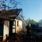 Пізній виклик ледь не коштував життя: на Звягельщині 21-річний хлопець отруївся чадним газом під час пожежі